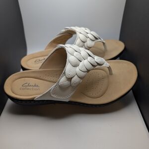 Clarks Comfort Collection Women's Cream Petal Sandals